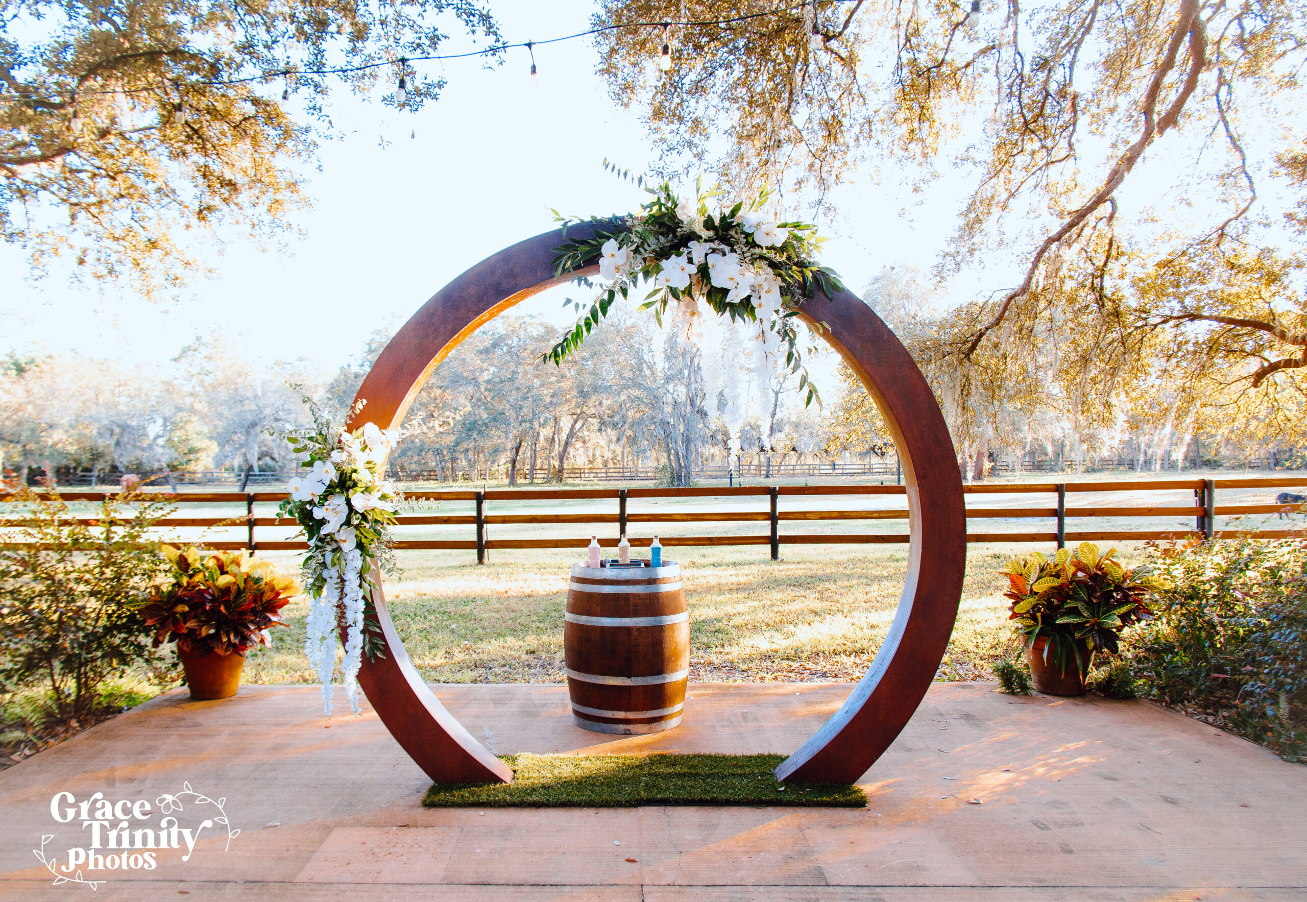 Rustic-Wooden-Wedding-Arch